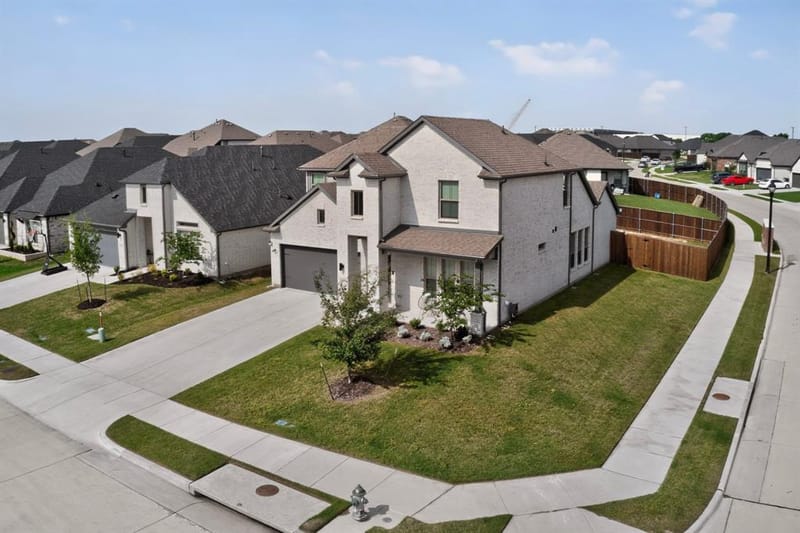 655 Southern Hills Drive, Red Oak TX 75154 - Photo 38