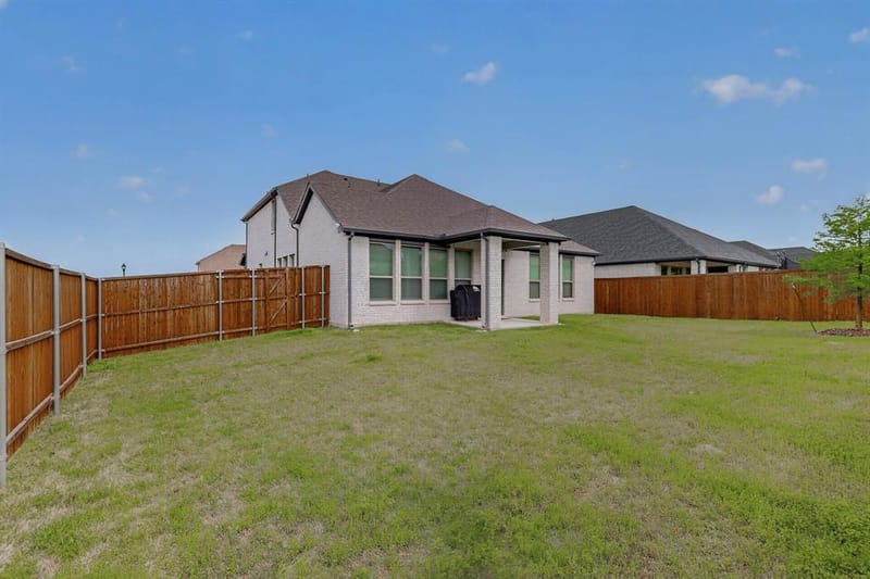 655 Southern Hills Drive, Red Oak TX 75154 - Photo 33