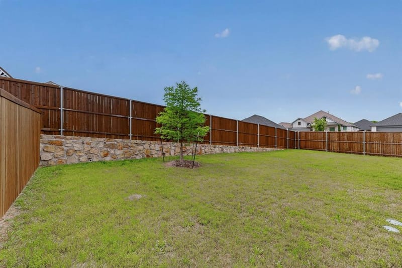 655 Southern Hills Drive, Red Oak TX 75154 - Photo 35