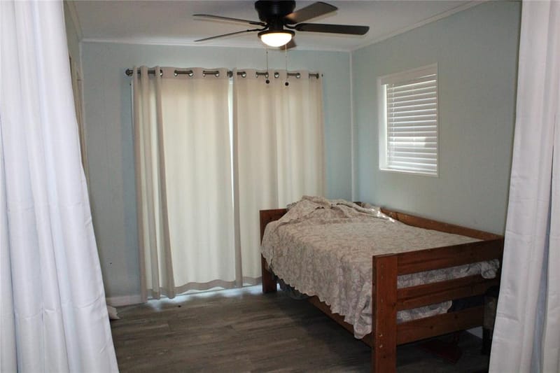 225 Avolyne Avenue, Brownwood TX 76801 - Photo 18