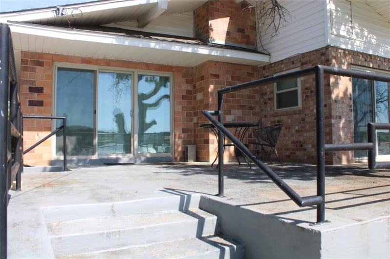 225 Avolyne Avenue, Brownwood TX 76801 - Photo 11