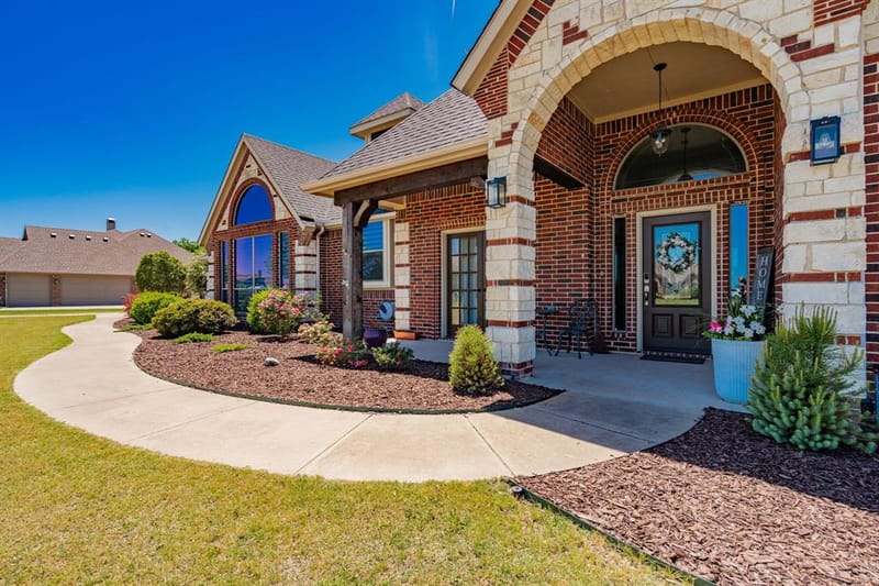 12176 Livingston Way, Talty TX 75126 - Photo 5