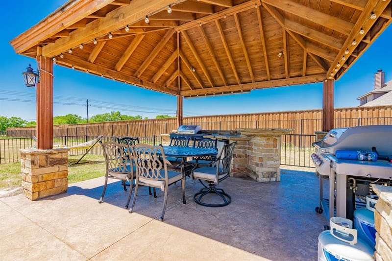 12176 Livingston Way, Talty TX 75126 - Photo 35