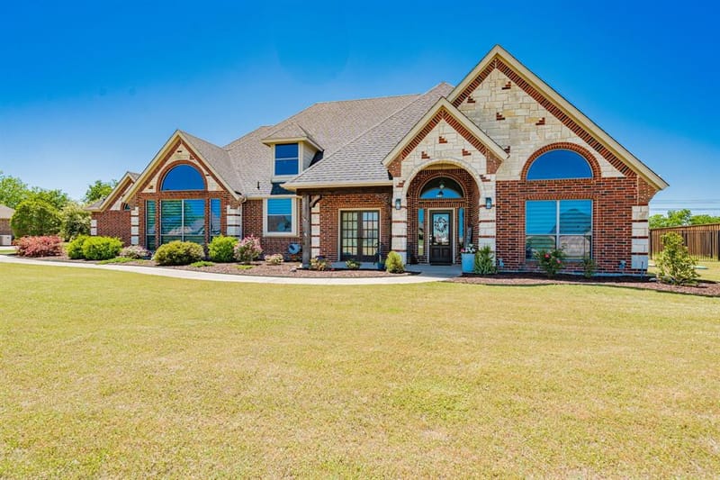 12176 Livingston Way, Talty TX 75126 - Photo 4