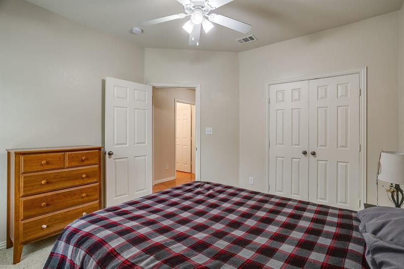 2720 Pinnacle Drive, Burleson TX 76028 - Photo 26