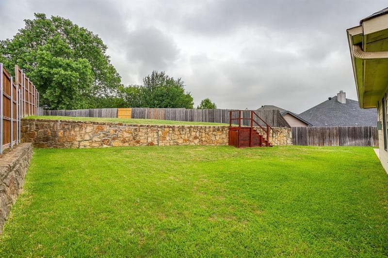 2720 Pinnacle Drive, Burleson TX 76028 - Photo 33