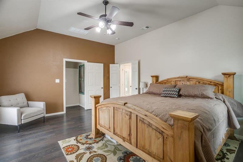 2720 Pinnacle Drive, Burleson TX 76028 - Photo 19