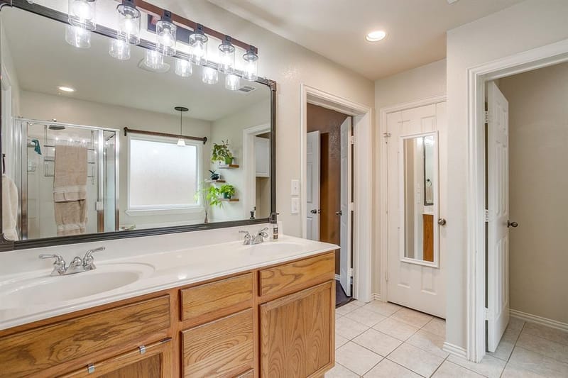 2720 Pinnacle Drive, Burleson TX 76028 - Photo 21