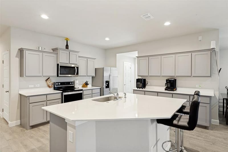 737 Trinity Park Trail, Alvarado TX 76009 - Photo 2