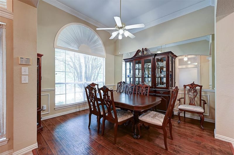 6608 Barclay Lane, Garland TX 75044 - Photo 2