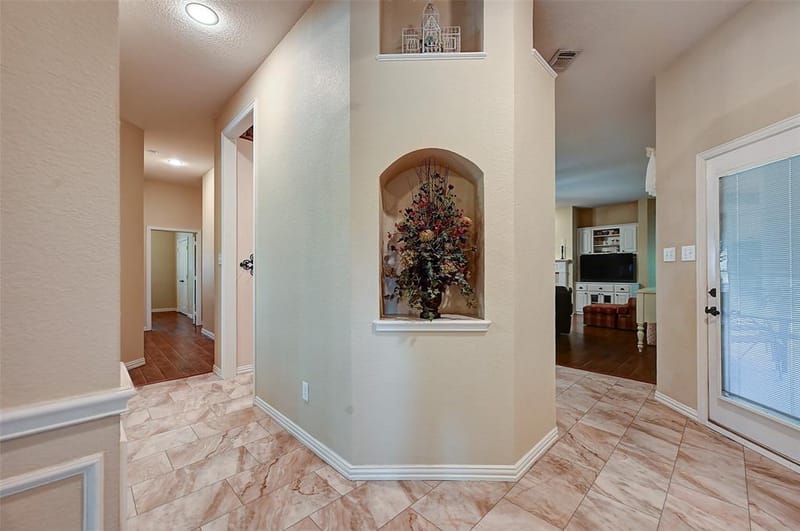 6608 Barclay Lane, Garland TX 75044 - Photo 4