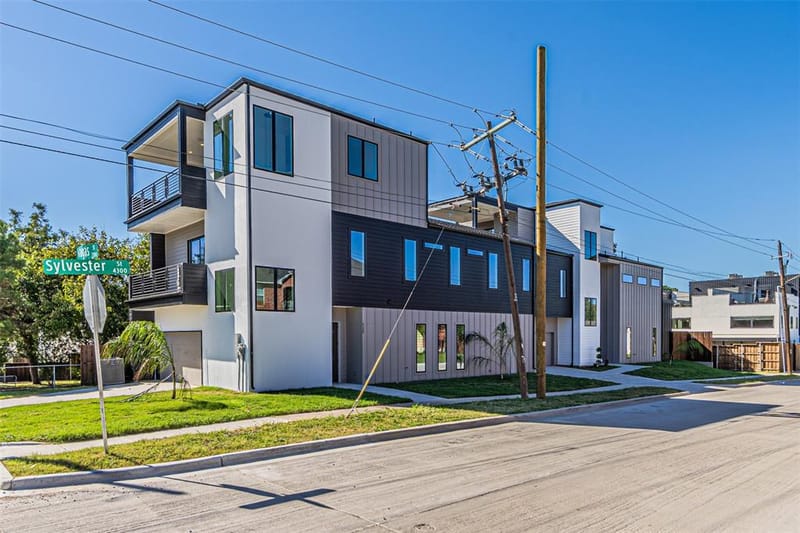 4319 Sylvester Street, Dallas TX 75219 - Photo 2