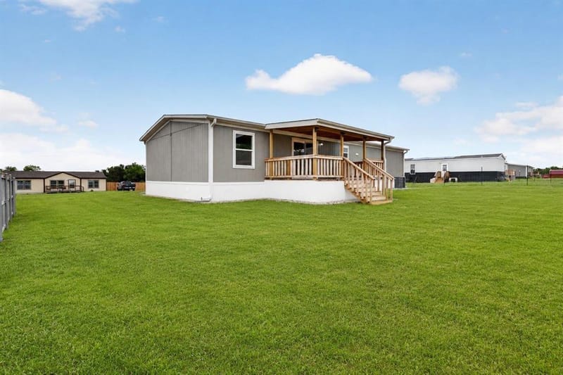 215 Overland Trail, Bridgeport TX 76426 - Photo 16