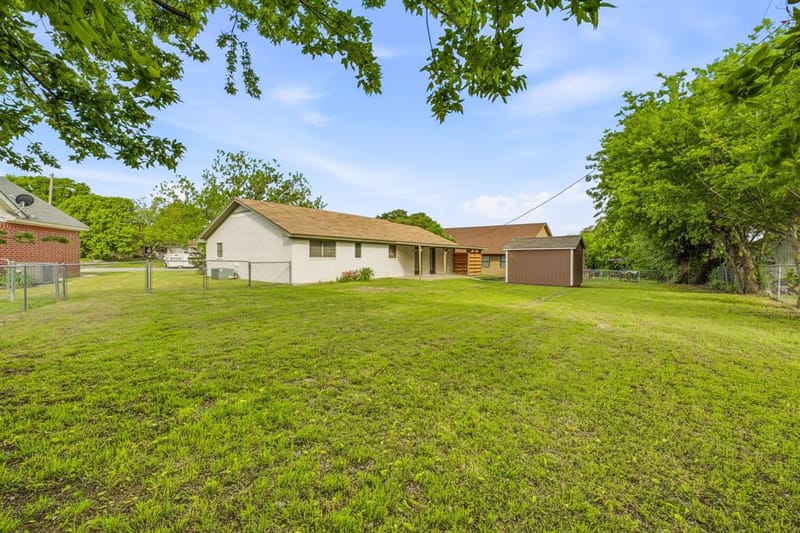 115 Doublehorn Street, Stephenville TX 76401 - Photo 28