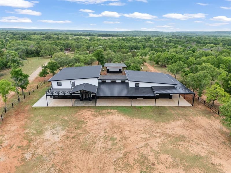 675 County Road 463, Stephenville TX 76401 - Photo 3
