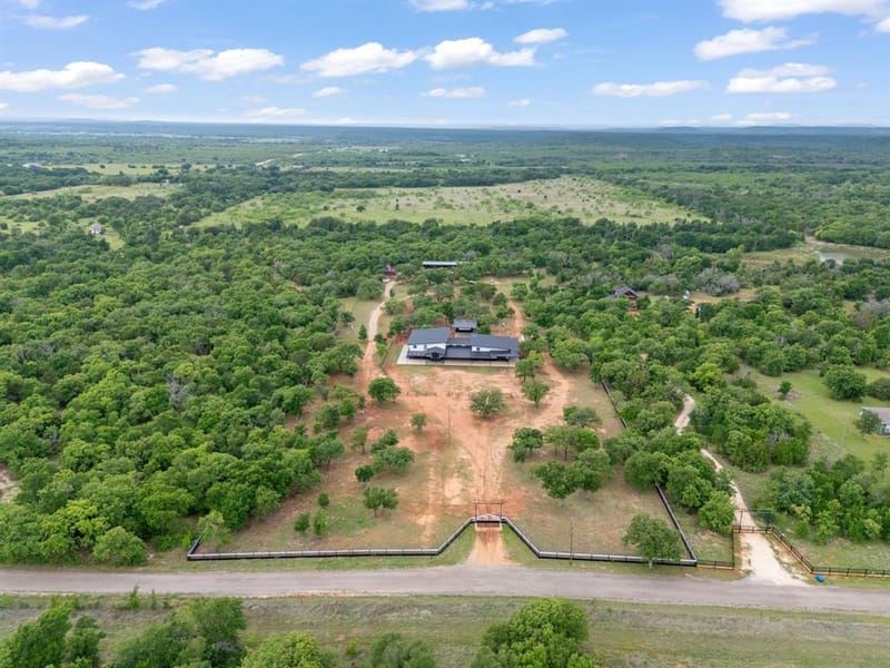 675 County Road 463, Stephenville TX 76401