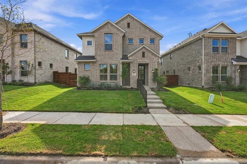 1624 Peridot Parkway, Mesquite TX 75181 - Photo 2