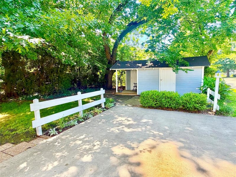 725 Bolivar Street, Denton TX 76201 - Photo 34