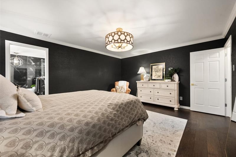907 Loch Lomond Drive, Arlington TX 76012 - Photo 27