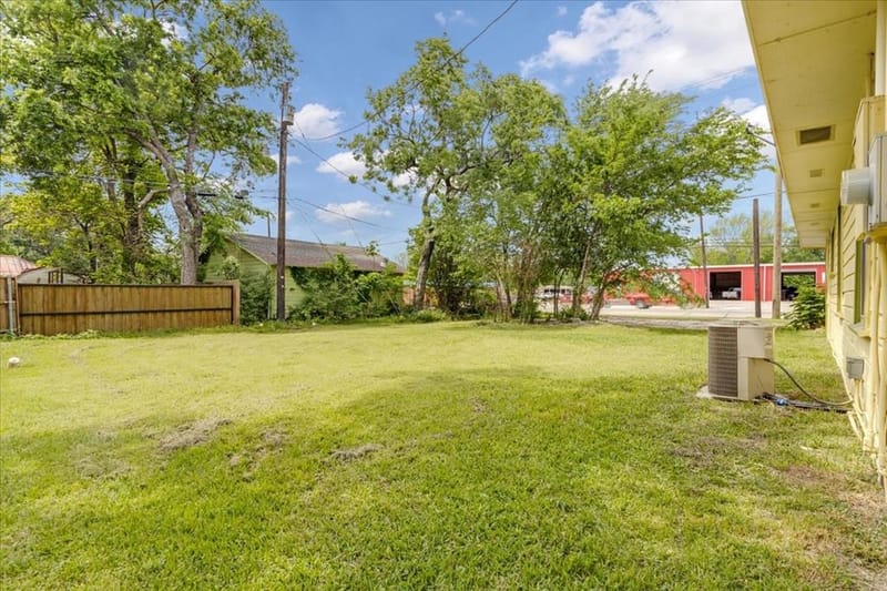 200 Victory Street, Bonham TX 75418 - Photo 22