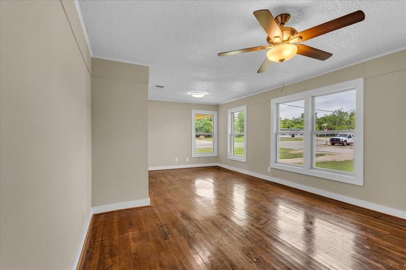 200 Victory Street, Bonham TX 75418 - Photo 4