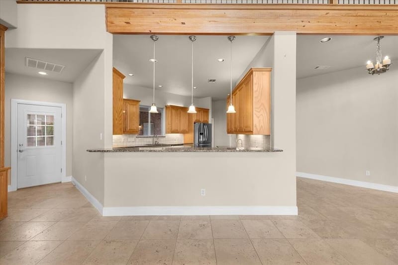 203 W Lake Drive, Weatherford TX 76087 - Photo 12