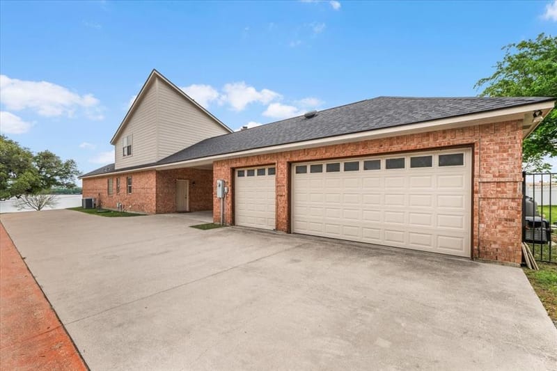203 W Lake Drive, Weatherford TX 76087 - Photo 32