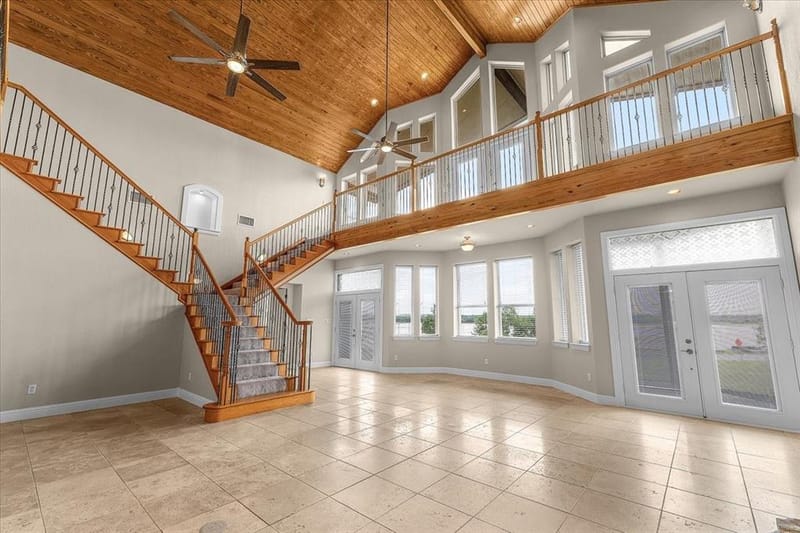 203 W Lake Drive, Weatherford TX 76087 - Photo 8