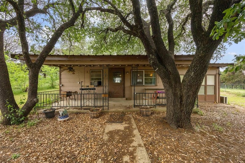 237 Linda Lee Crossing, Whitney TX 76692 - Photo 2