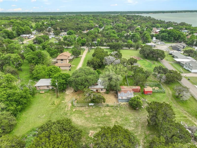 237 Linda Lee Crossing, Whitney TX 76692 - Photo 16