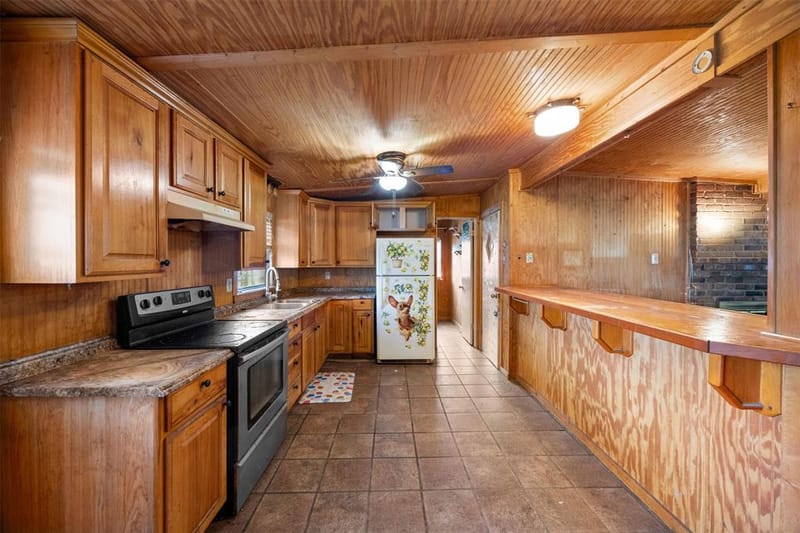 237 Linda Lee Crossing, Whitney TX 76692 - Photo 7