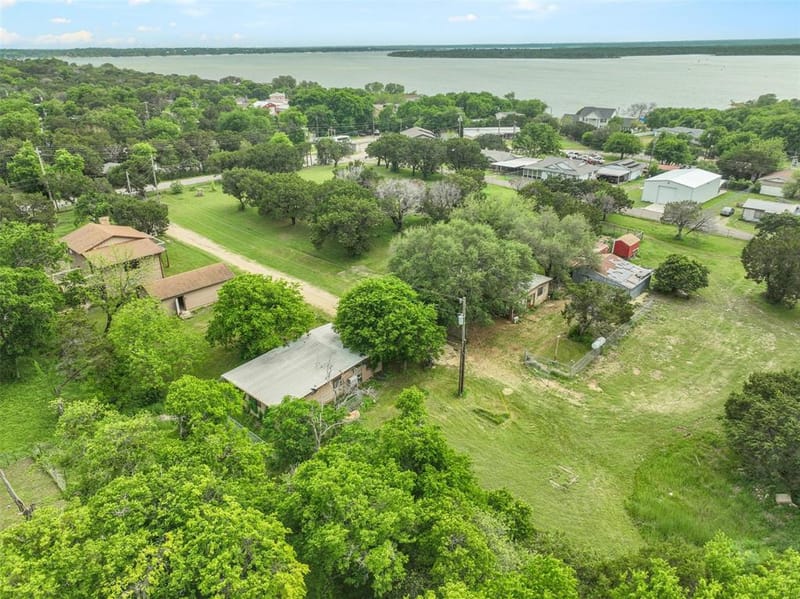 237 Linda Lee Crossing, Whitney TX 76692 - Photo 15