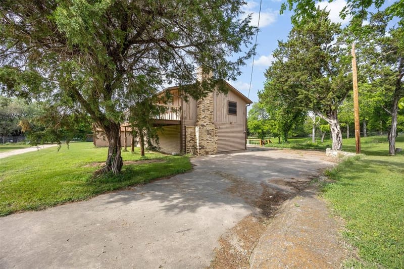 236 Linda Lee Crossing, Whitney TX 76692 - Photo 3