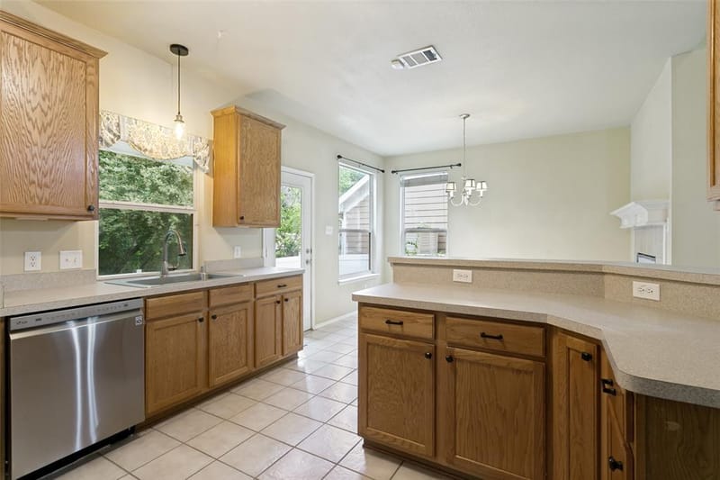 9917 Cherry Hill Lane, Providence Village TX 76227 - Photo 10