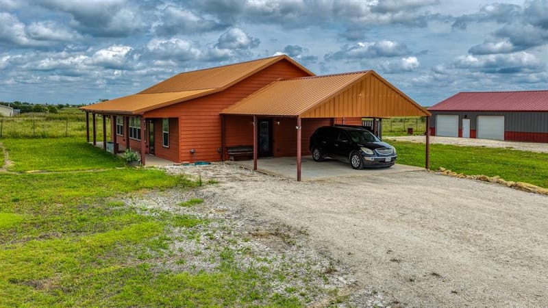 5500 County Road 302, Grandview TX 76050 - Photo 2