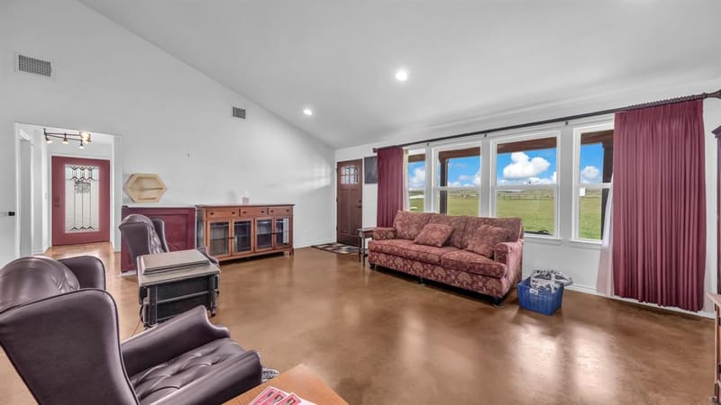 5500 County Road 302, Grandview TX 76050 - Photo 7