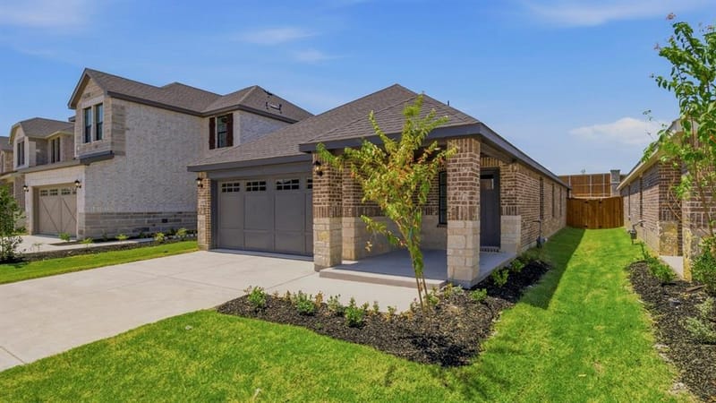 2005 Whispering Lane, Celina TX 75009 - Photo 3