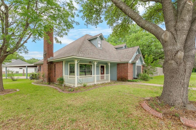 592 Ouida Drive, Waco TX 76705 - Photo 3