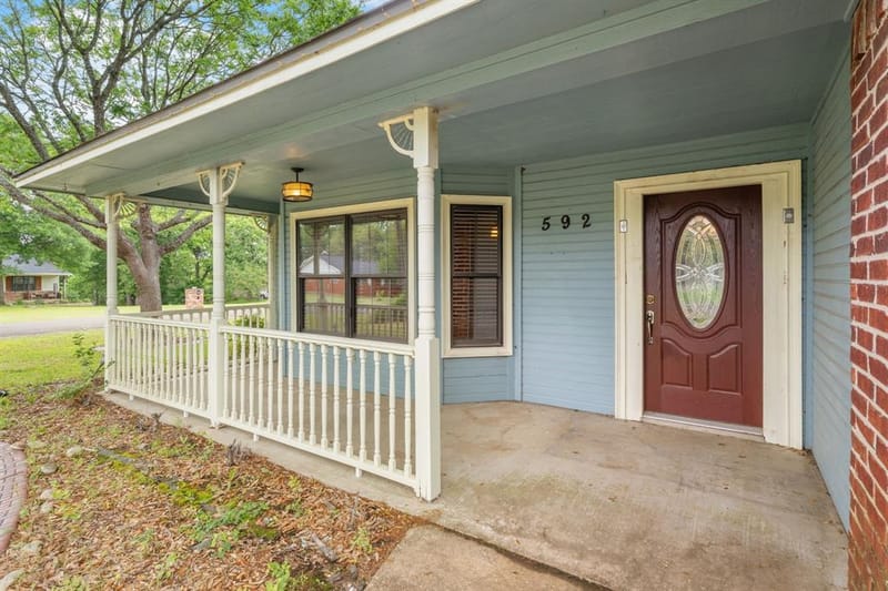 592 Ouida Drive, Waco TX 76705 - Photo 4