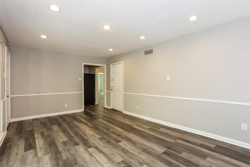 7347 Maringo Drive, Dallas TX 75227 - Photo 4
