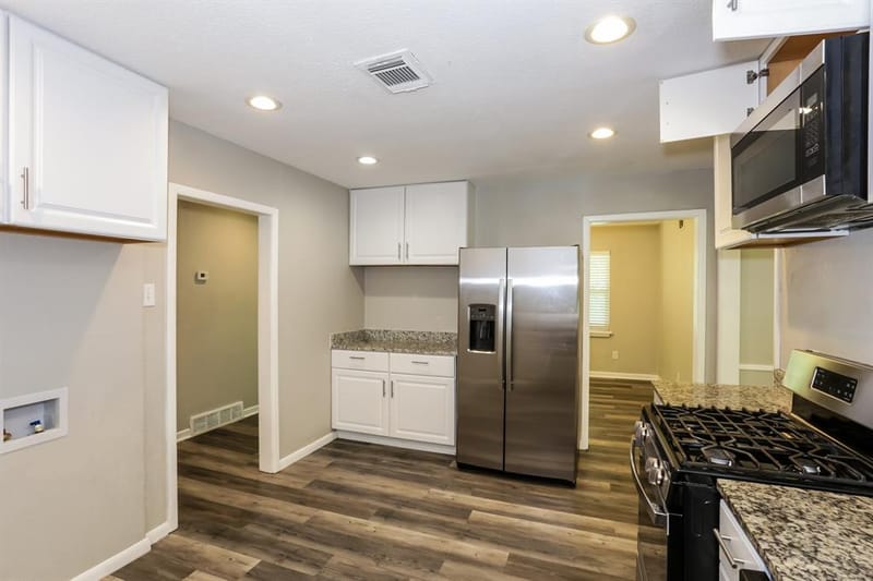 7347 Maringo Drive, Dallas TX 75227 - Photo 8