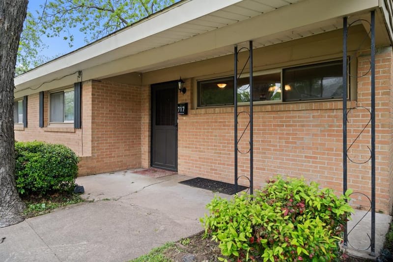717 Van Horn Drive, Irving TX 75060 - Photo 5