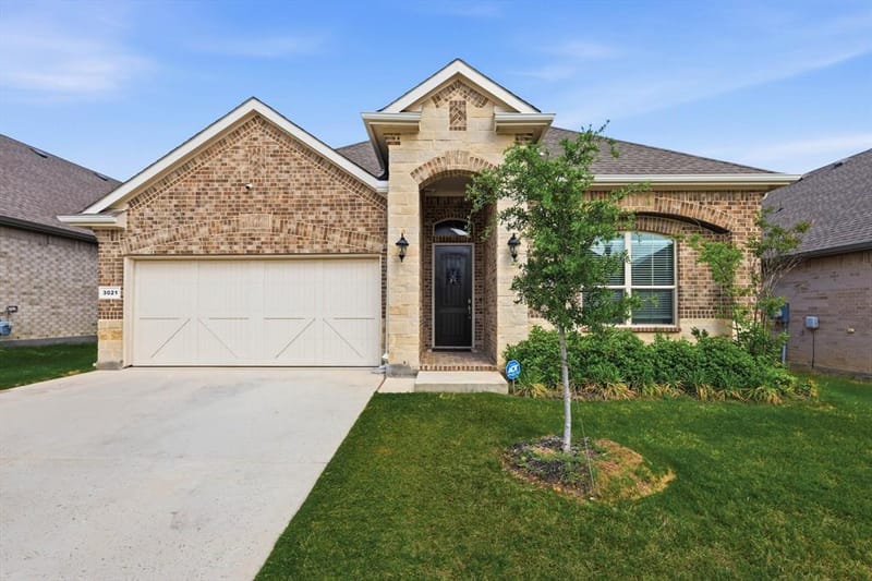 3021 Lionsgate Drive, Argyle TX 76226