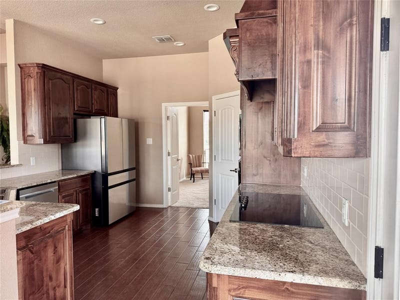 5400 Posada Drive, Fort Worth TX 76036 - Photo 5