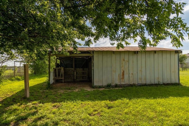 503 Oak Knoll Lane, Elm Mott TX 76640 - Photo 34