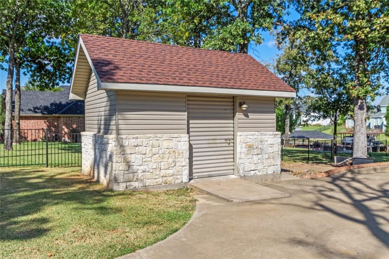 180 Surls Drive, Mabank TX 75156 - Photo 34