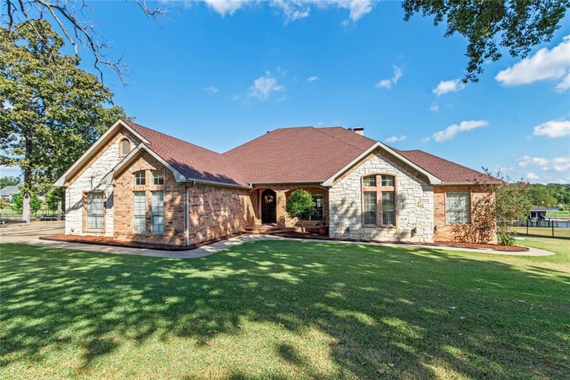 180 Surls Drive, Mabank TX 75156 - Photo 4