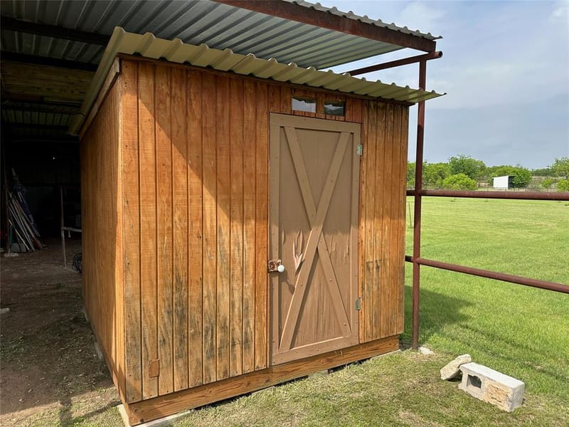 7250 County Road 350, Blanket TX 76432 - Photo 30