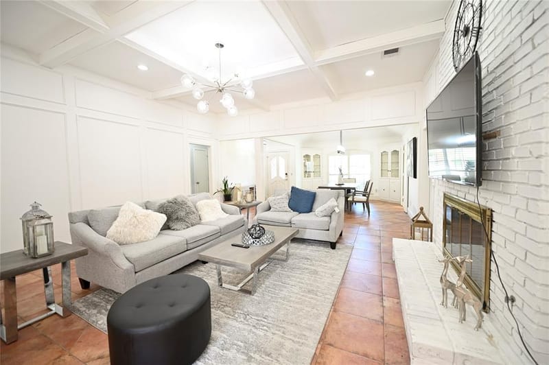 2430 Beaver Run, Garland TX 75044
