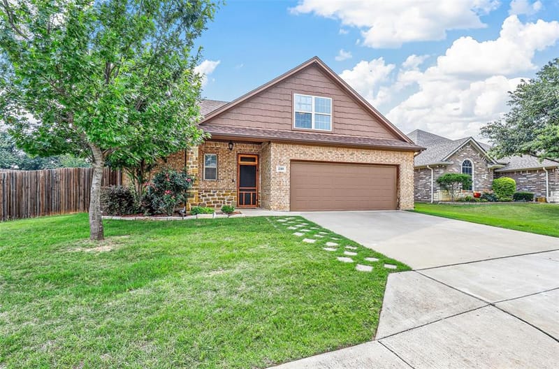 210 Donna Circle, Granbury TX 76049 - Photo 33